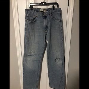 Levi’s 569 Distressed jeans